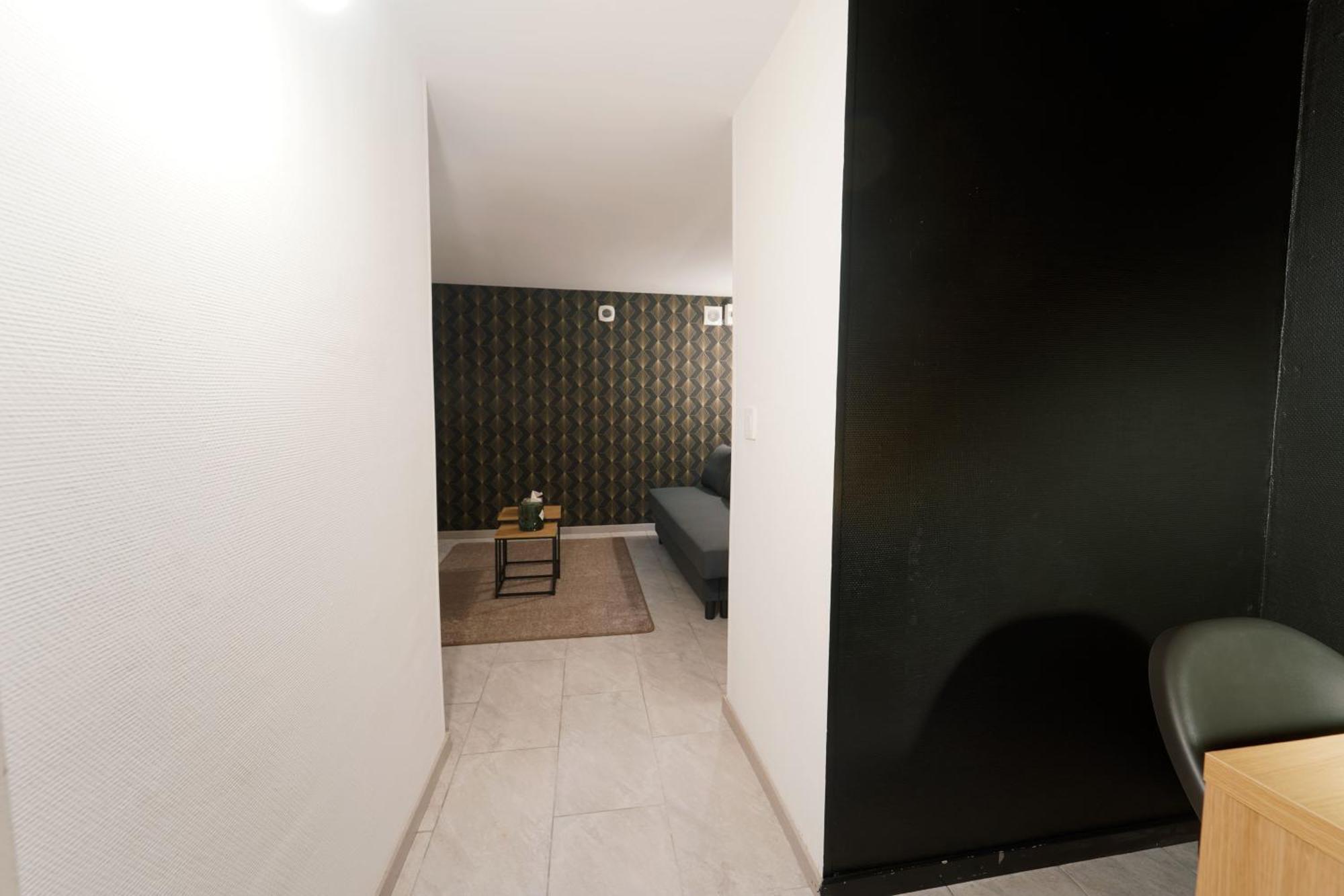 Confort & Style Pres De Cdg Vaudherland Экстерьер фото